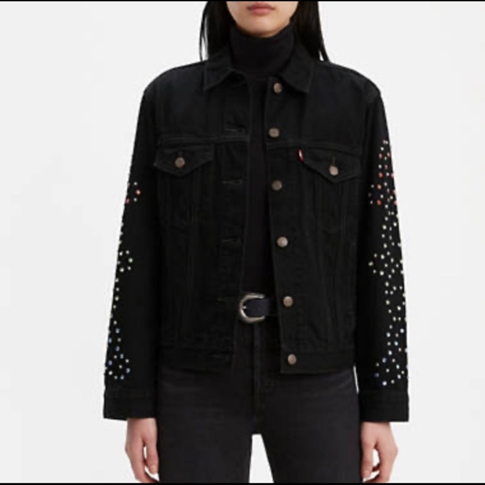 NEW Levi's® Premium EX-BOYFRIEND STUDDED SLEEVE TRUCKER JACKET - Picture 13 of 14